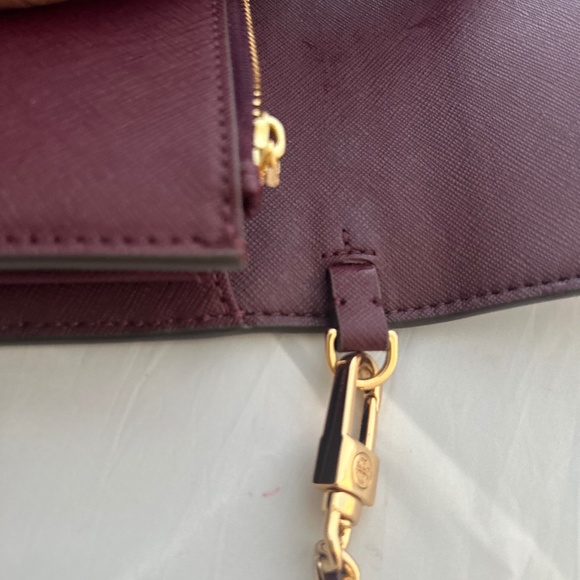 TORY BURCH Emerson Chain Crossbody Wallet Wine Color NWT (Includes Dust Bag) - Picture 9 of 15